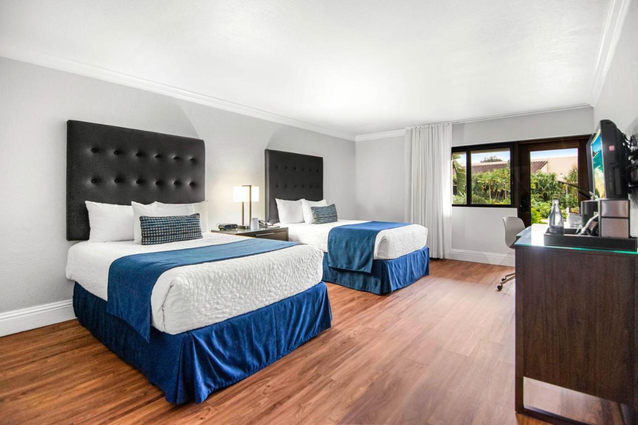 Miami Lakes Hotel Экстерьер фото