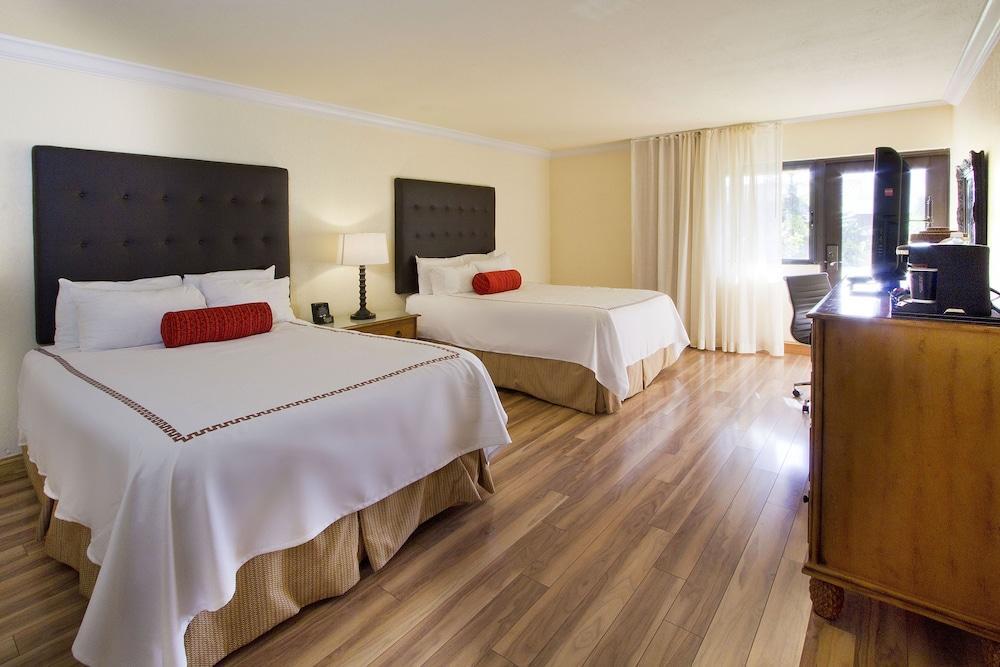 Miami Lakes Hotel Экстерьер фото